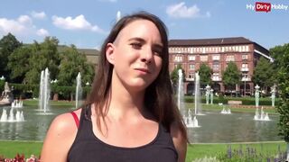 Német turista szuka kültéri anális hancúrozása