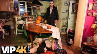 Cseh szépkorú cosplay csábítás non-pg party hangulatban