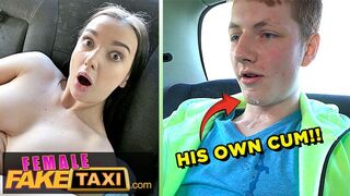 Lady Gang megőrül a termetes faszú tinédzser pov szopásán a taxisban