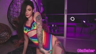 Gia_baker szenvedélyes tánca és vad masztija webkamerán