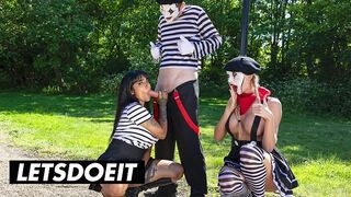 Sexy Street Mimes bemutatja: Gyönyörű édeshármas bazinagy mellekkel és termetes farkakkal a LetsDoeIt csatornán